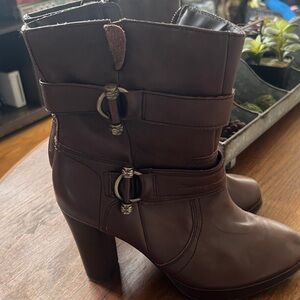 Harley Davidson Women’s Brown leather High-Heel Boots, 9.5